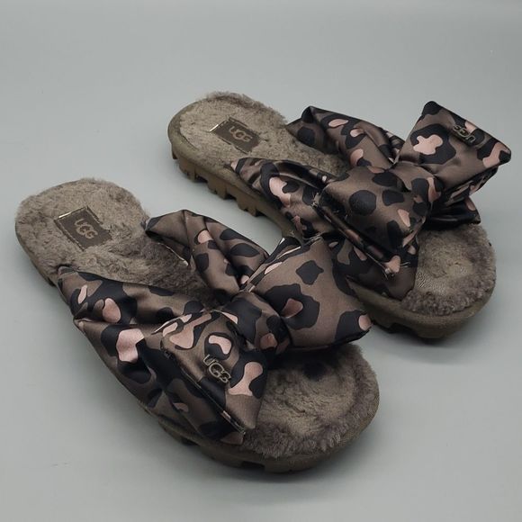 UGG LEOPARD LUSHETTE SLIDE SHEARLING SATIN PUFFER SANDALS - Picture 2 of 9